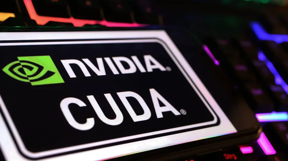 CUDA PageRank — Custom Kernel vs Gunrock